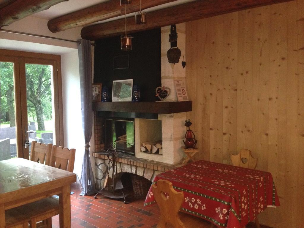 Hotel La Tapia อูทรองส์ ภายนอก รูปภาพ